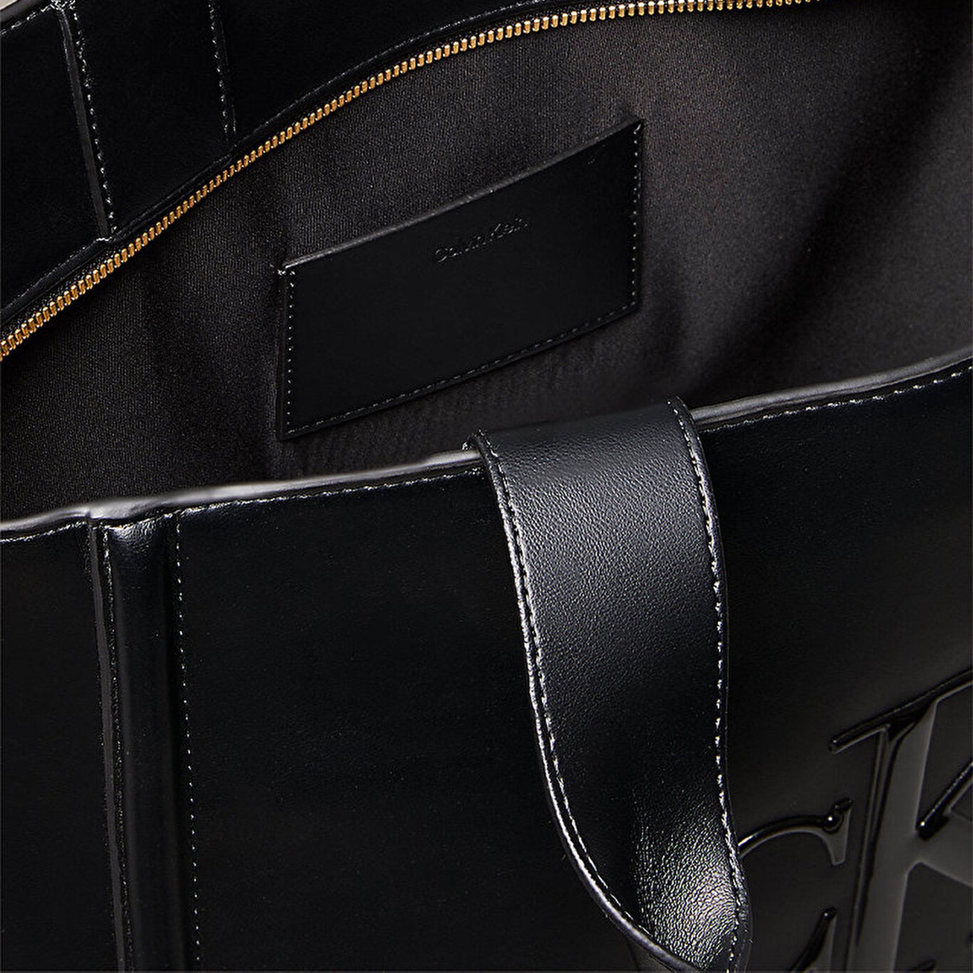 Calvin Klein Bold Medium Tote Kadın Siyah Çanta