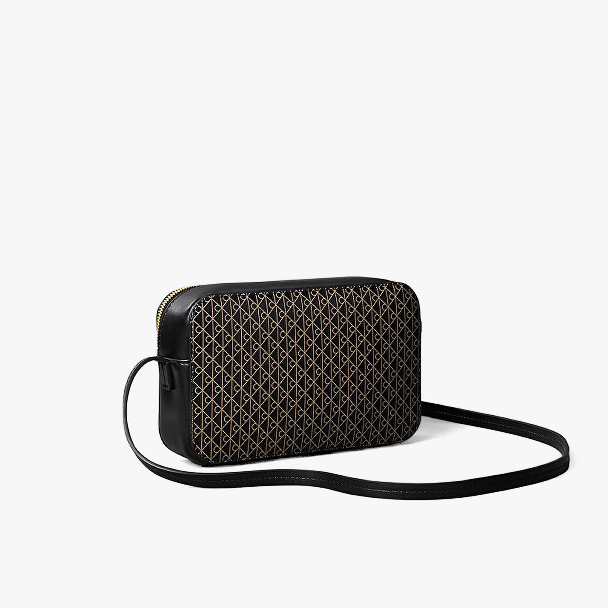 Calvin Klein Emblem Elongated Camera Kadın Siyah El Çantası