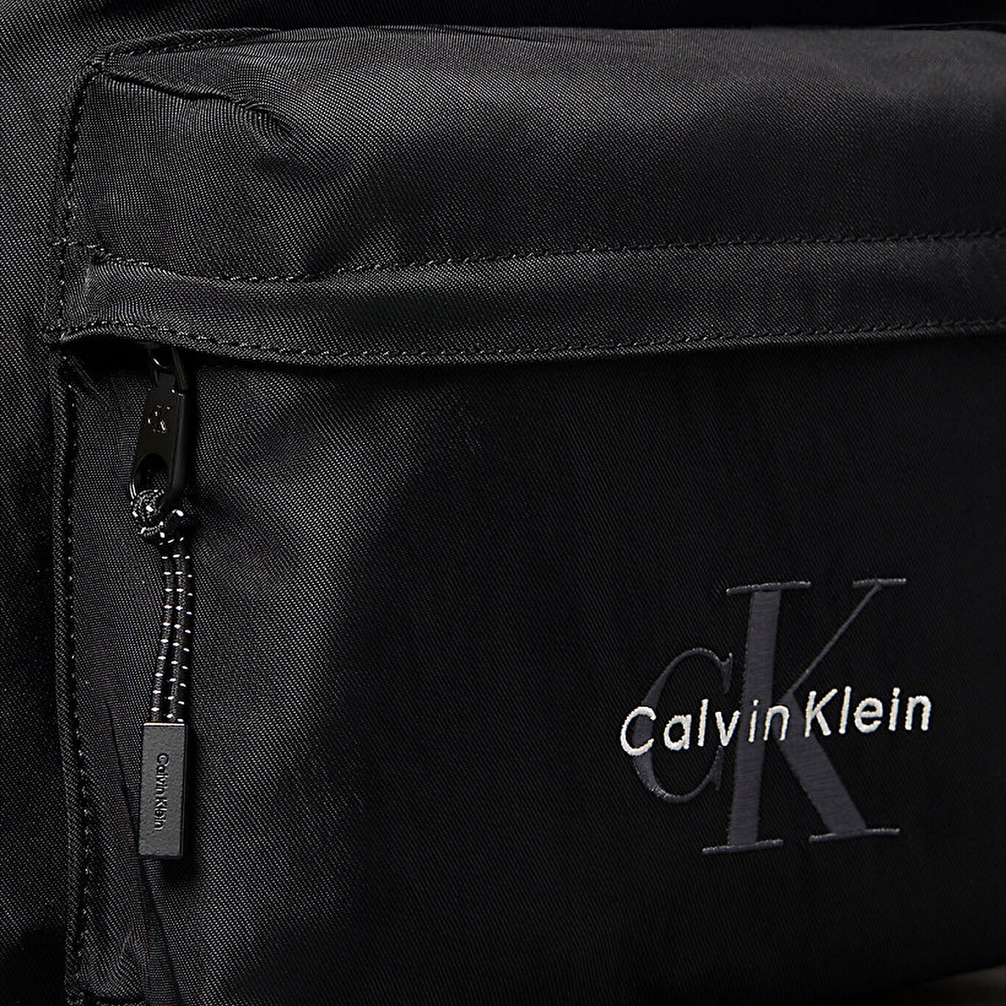 Calvin Klein Bold Round Erkek Siyah Sırt Çantası
