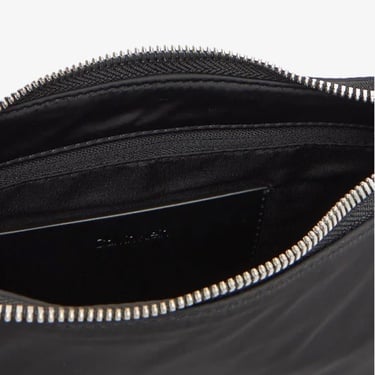 Calvin Klein Satin Nylon Small Kadın Siyah El Çantası