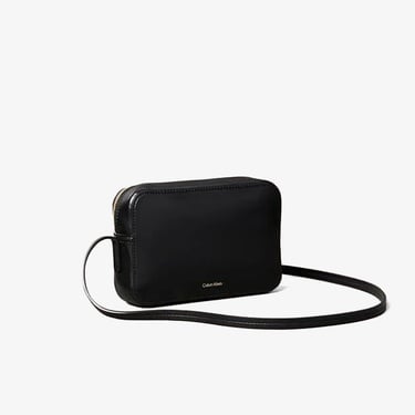  Calvin Klein Camera Kadın Siyah El Çantası