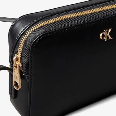  Calvin Klein Camera Kadın Siyah El Çantası