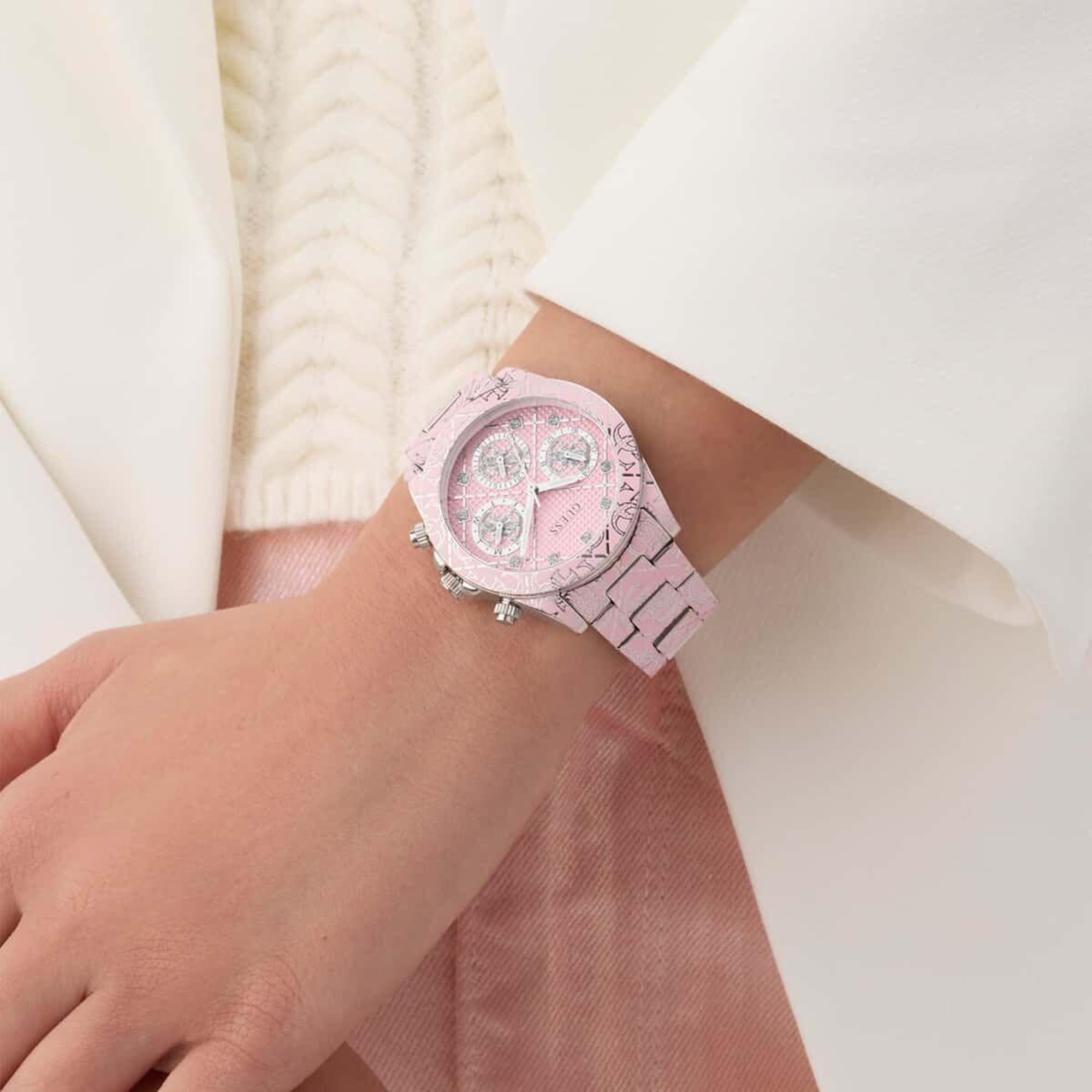 Guess GUGW0986L1 Kadın Kol Saati