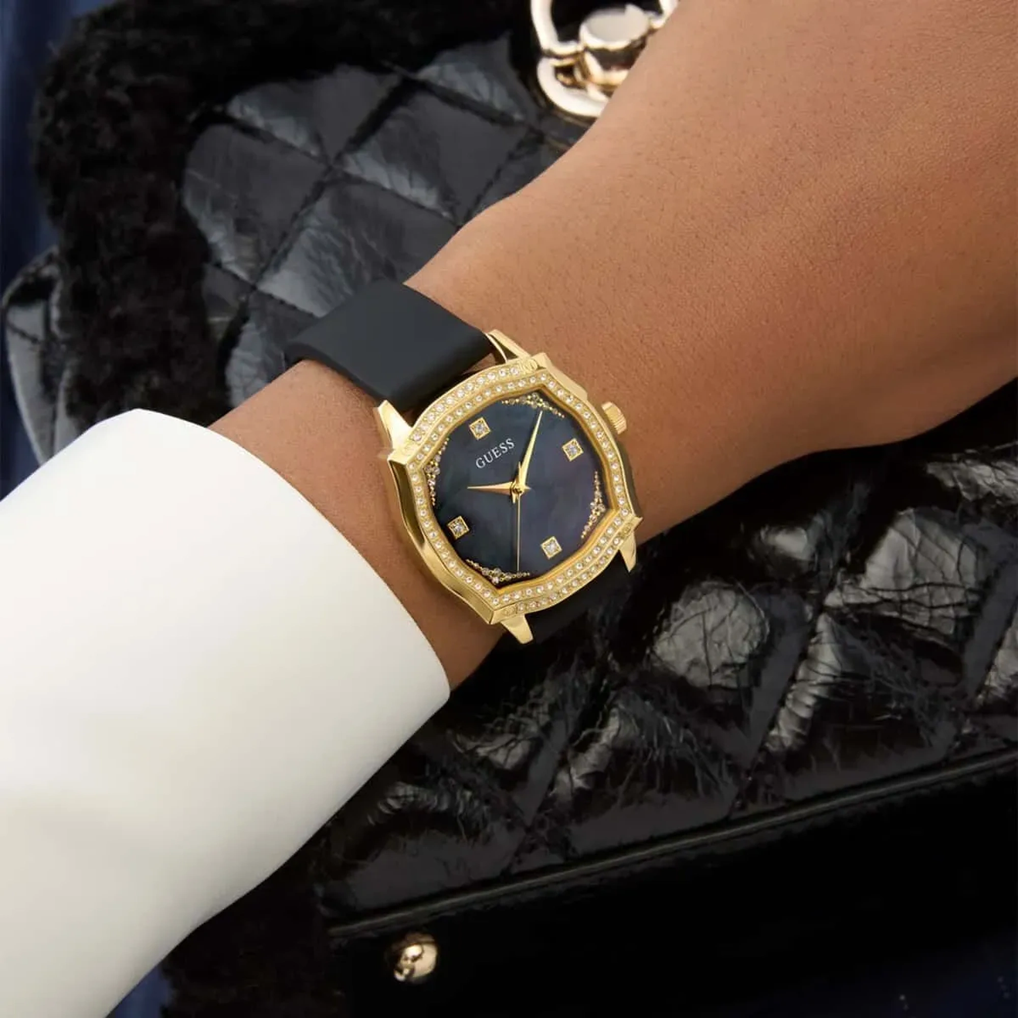 Guess GUGW0932L2 Kadın Kol Saati