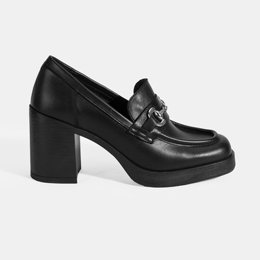  Kadın Siyah Metal Toka Detaylı Kalın Topuklu Loafer