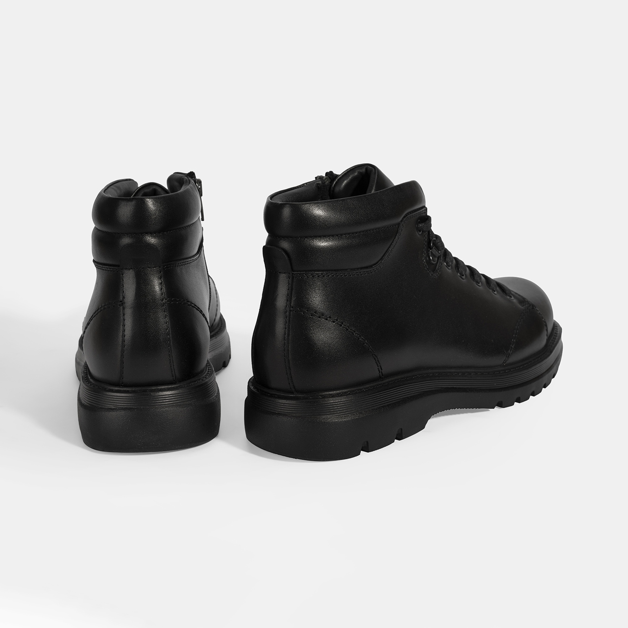 Erkek Siyah Bağcıklı Deri Bot