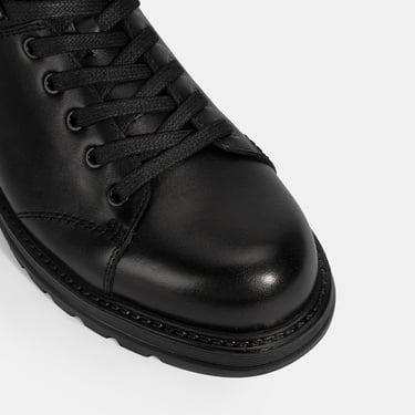  Erkek Siyah Bağcıklı Deri Bot