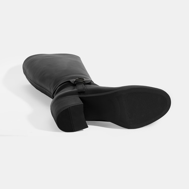  Kadın Siyah Kalın Topuklu Deri Çizme