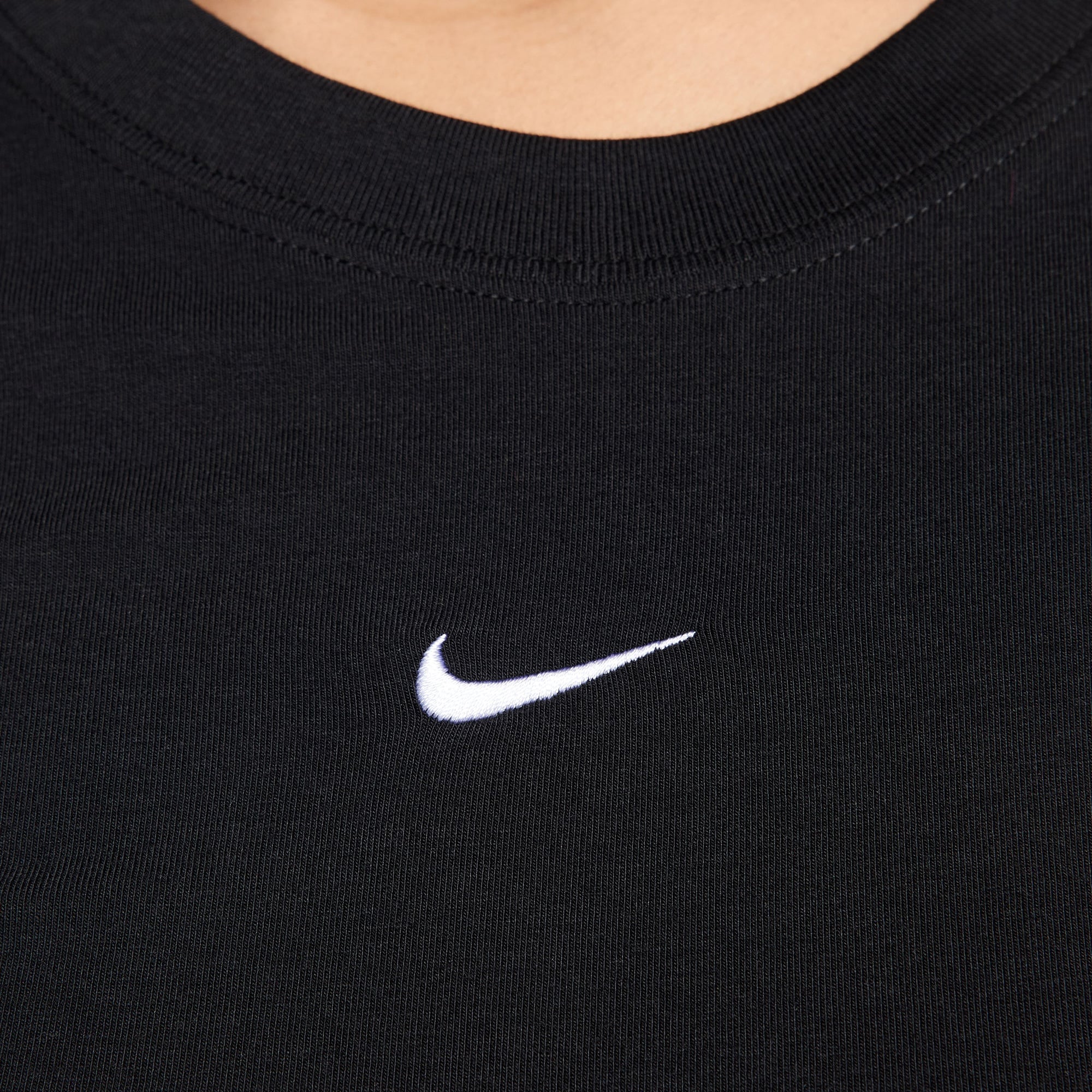 Nike Sportswear Chill Knit Kadın Siyah T-Shirt