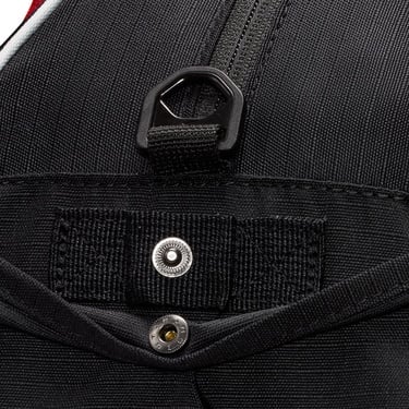  Nike Gym Club Retro Kadın Siyah Spor Çantası