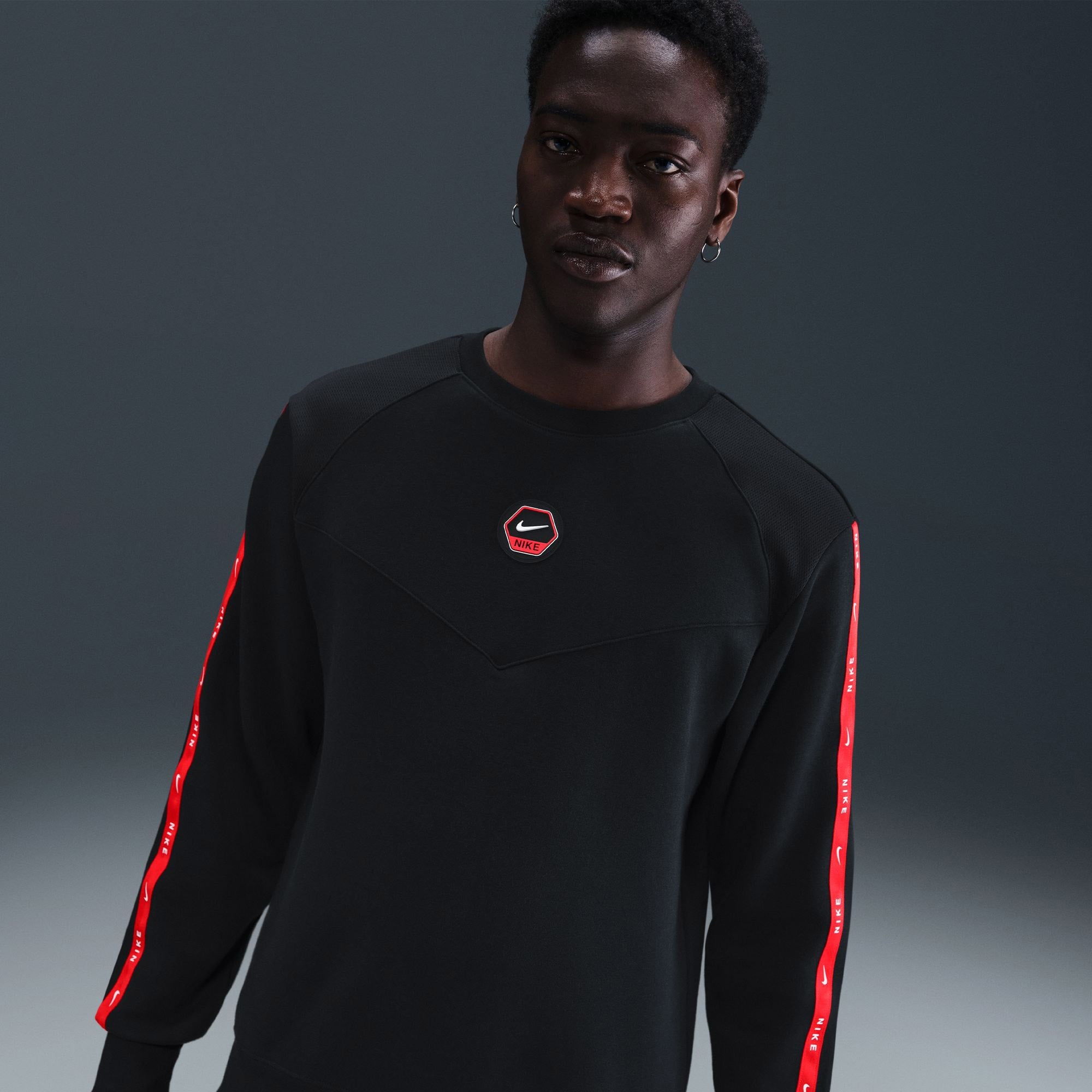 Nike Sportswear City Side Crew Fleece Erkek Siyah Sweatshirt