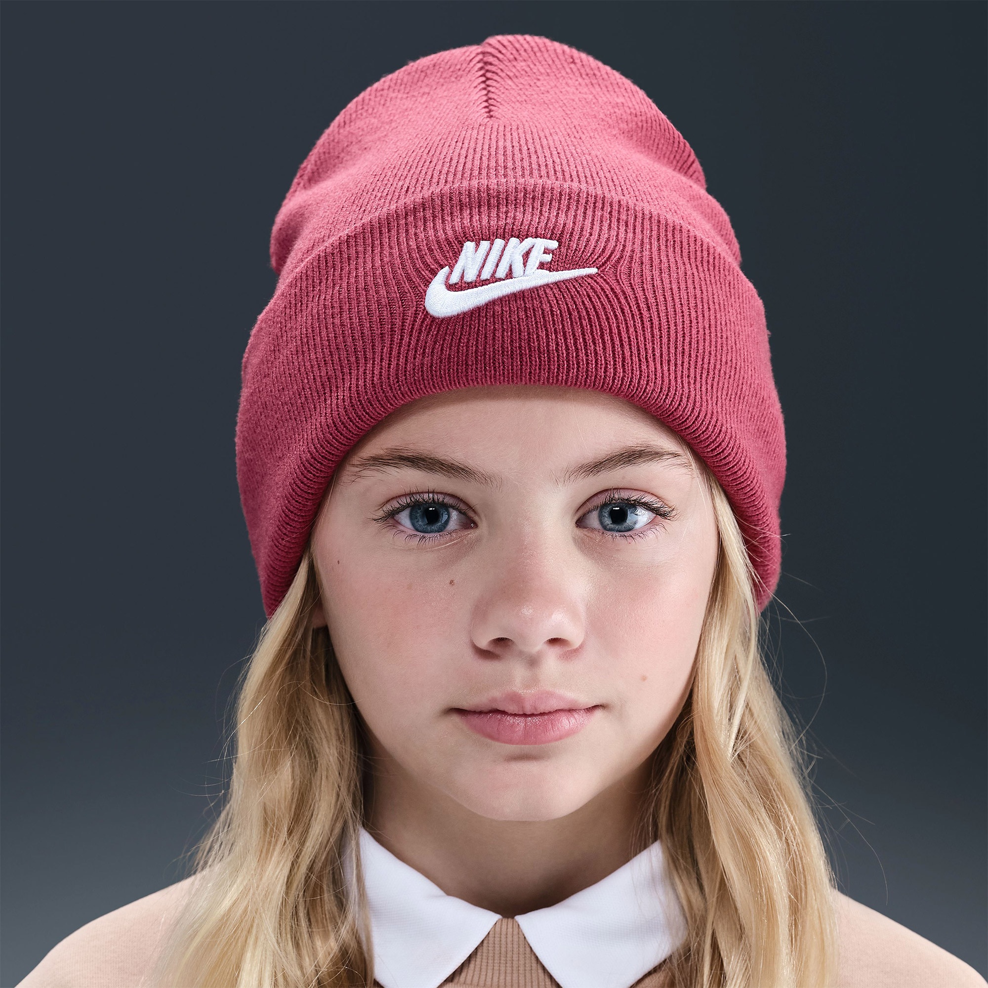 Nike Peak Çocuk Pembe Bere