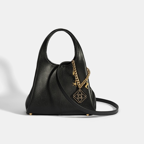  Kadın Siyah Charm Aksesuarlı Deri El Çantası