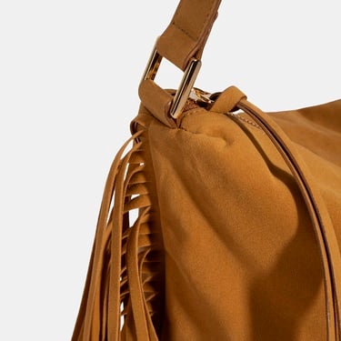  Kadın Taba Püskül Detaylı Süet Omuz Çantası