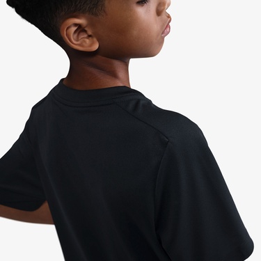  Nike Dri-Fit Multi Çocuk Siyah T-Shirt
