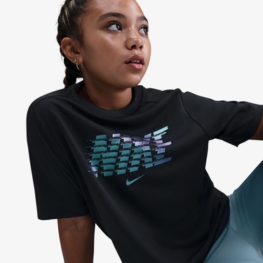  Nike Dri-Fit Multi Çocuk Siyah T-Shirt