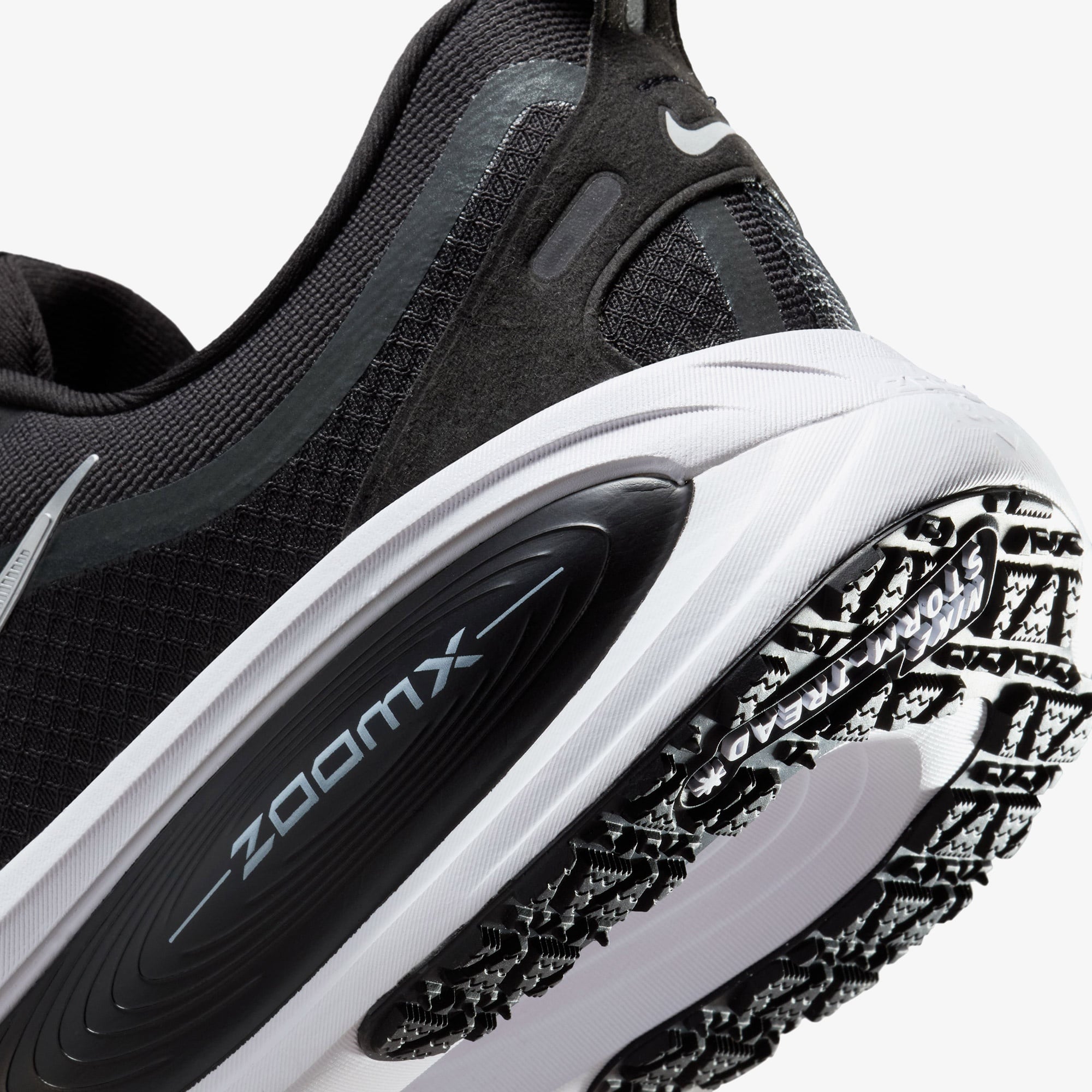 Nike Vomero 18 Gore-Tex Erkek Siyah Koşu Ayakkabısı