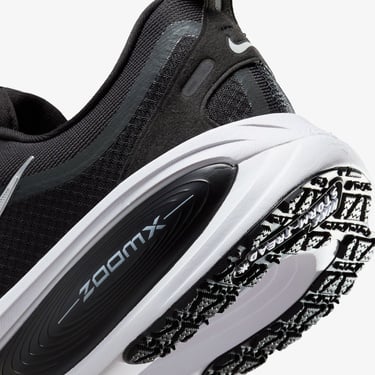  Nike Vomero 18 Gore-Tex Erkek Siyah Koşu Ayakkabısı