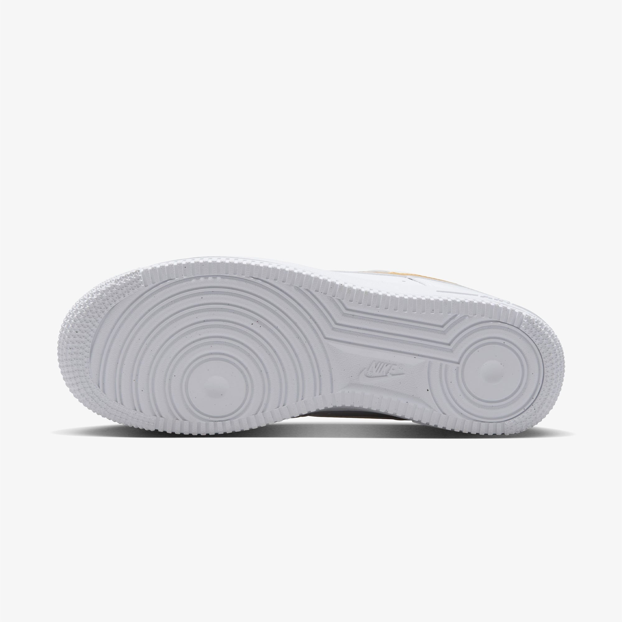 Nike Air Force 1 '07 Next Nature Kadın Beyaz Spor Ayakkabı