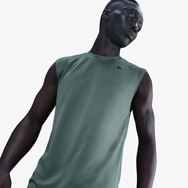  Nike Dri-Fit Legend Reset Erkek Yeşil Kolsuz T-Shirt