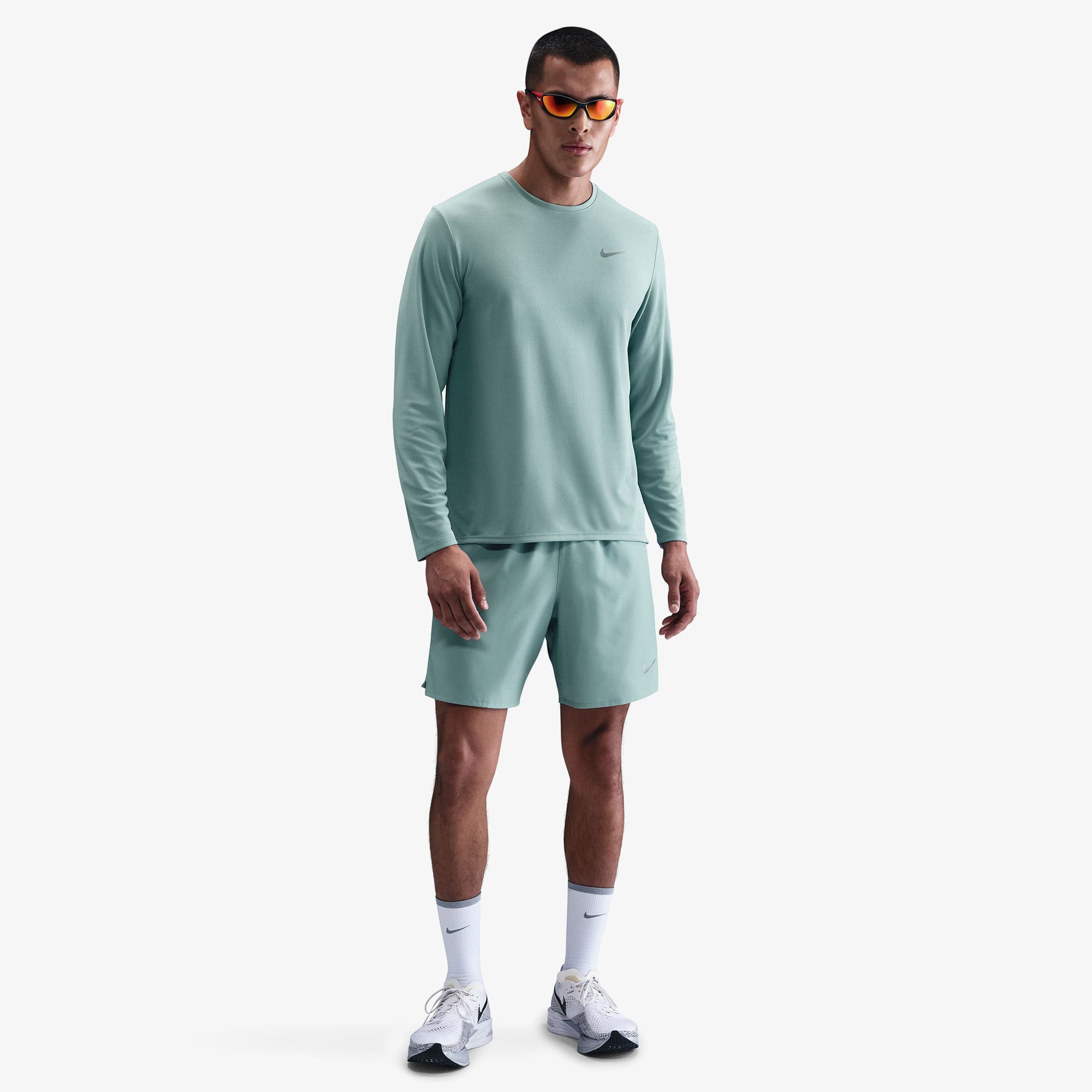  Nike Dri-Fit Miler Erkek Yeşil Uzun Kollu T-Shirt