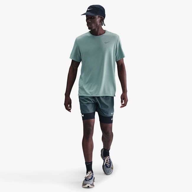  Nike Dri-Fit Miler Erkek Yeşil T-Shirt