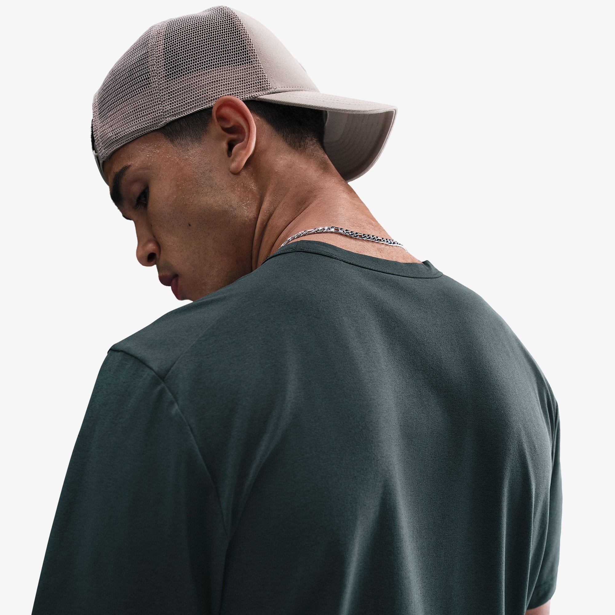 Nike Dri-Fit Hyverse Erkek Yeşil T-Shirt