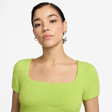 Nike Sportswear Phoenix Cozy Bouclé Kadın Yeşil Crop T-Shirt