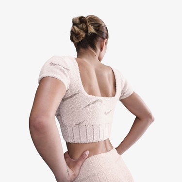  Nike Sportswear Phoenix Cozy Bouclé Kadın Pembe Crop T-Shirt