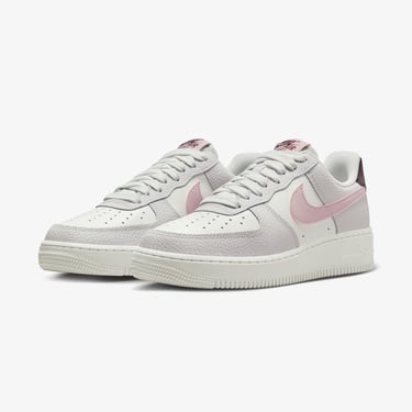  Nike Air Force 1 '07 Kadın Beyaz Spor Ayakkabı