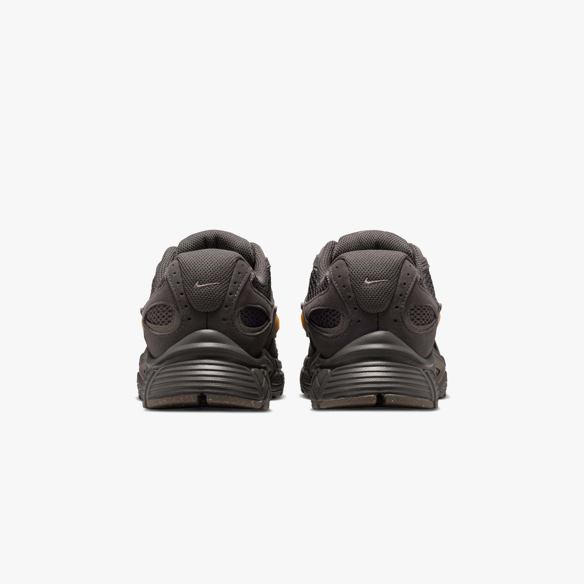 Nike V5 RNR Kadın Kahverengi Spor Ayakkabı