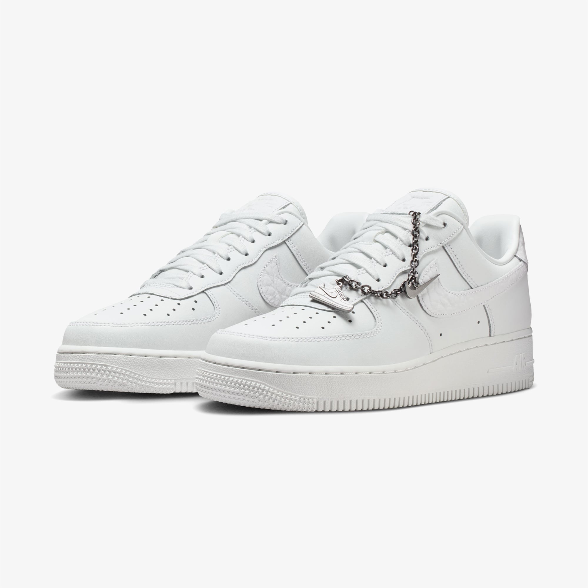 Nike Air Force 1 '07 Low Kadın Beyaz Spor Ayakkabı