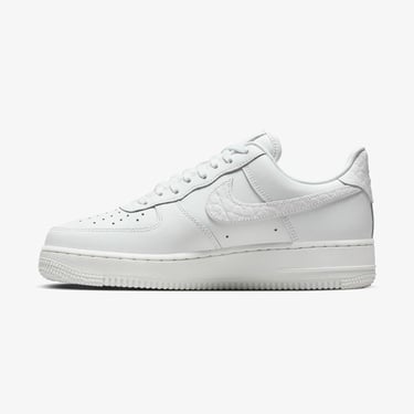  Nike Air Force 1 '07 Low Kadın Beyaz Spor Ayakkabı