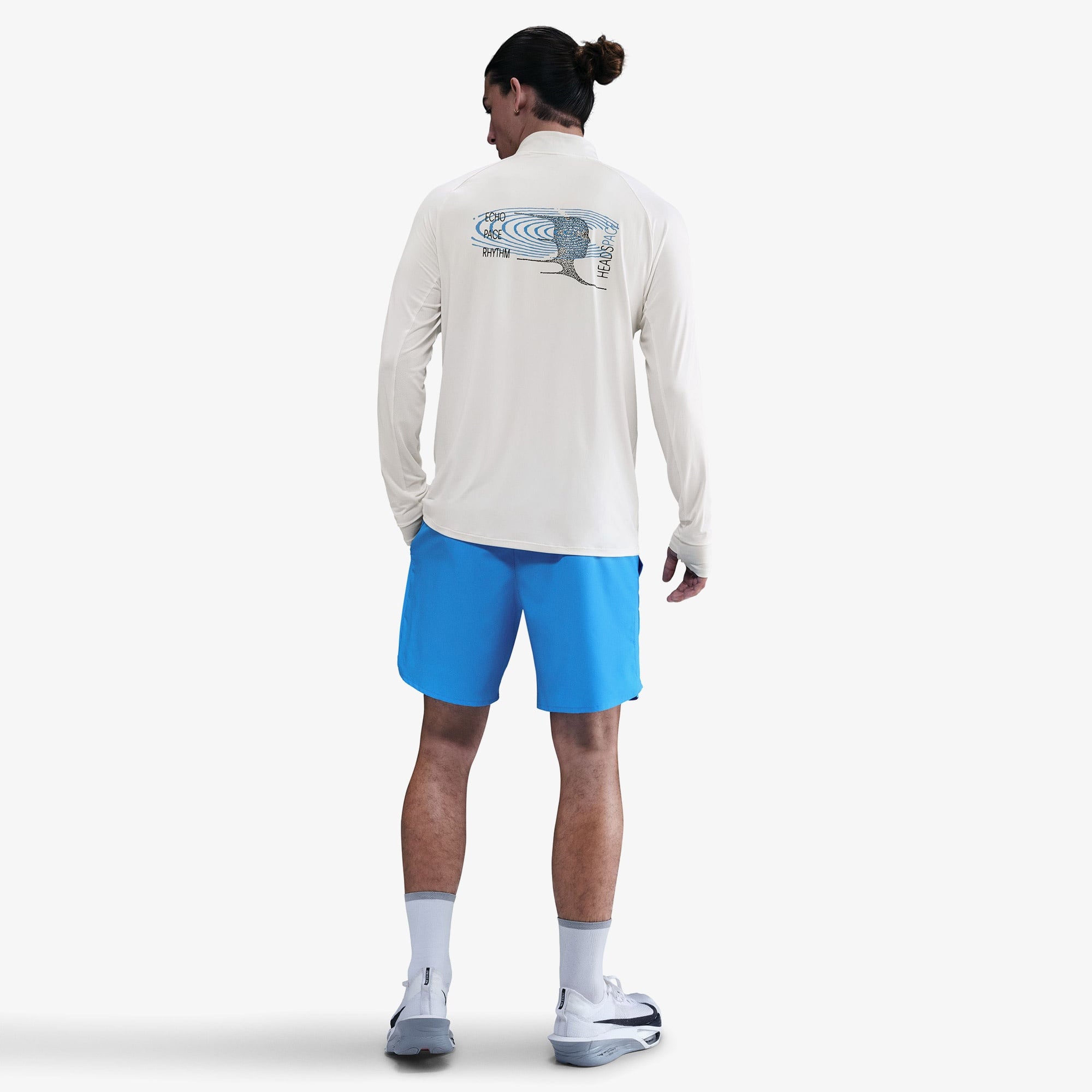 Nike Dri-Fit Stride Energy Erkek Beyaz Uzun Kollu T-Shirt