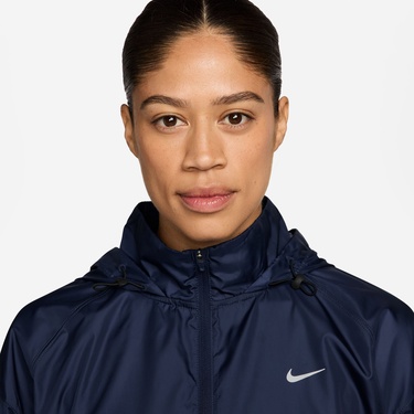  Nike Tempo Repel Kadın Lacivert Yağmurluk