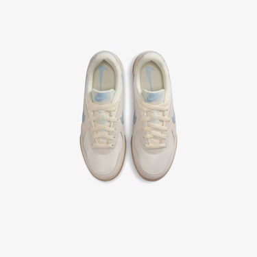  Nike Terra Manta Suede Kadın Krem Rengi Spor Ayakkabı