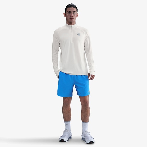  Nike Dri-Fit Stride Energy Erkek Beyaz Uzun Kollu T-Shirt