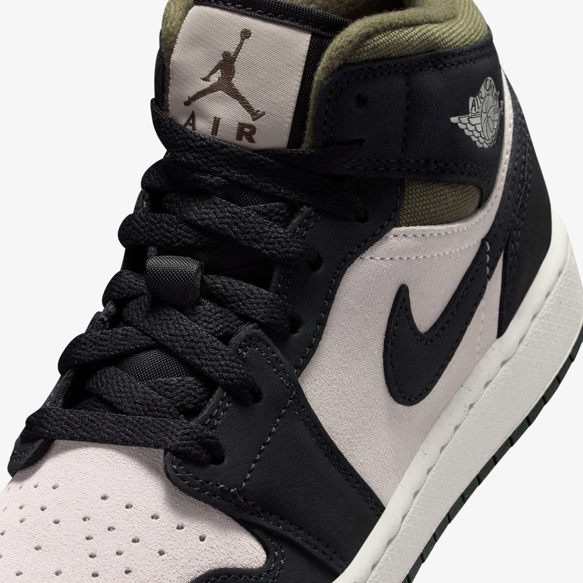 Jordan Air 1 Mid SE Siyah Spor Ayakkabı