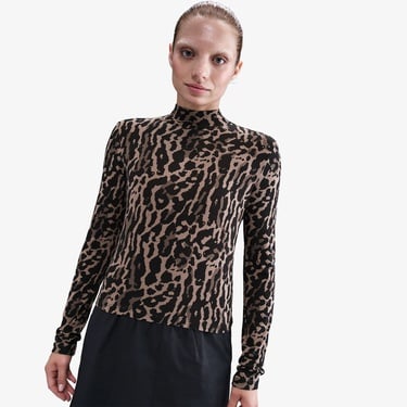  Nike Sportswear Chill Knit Kadın Kahverengi T-Shirt