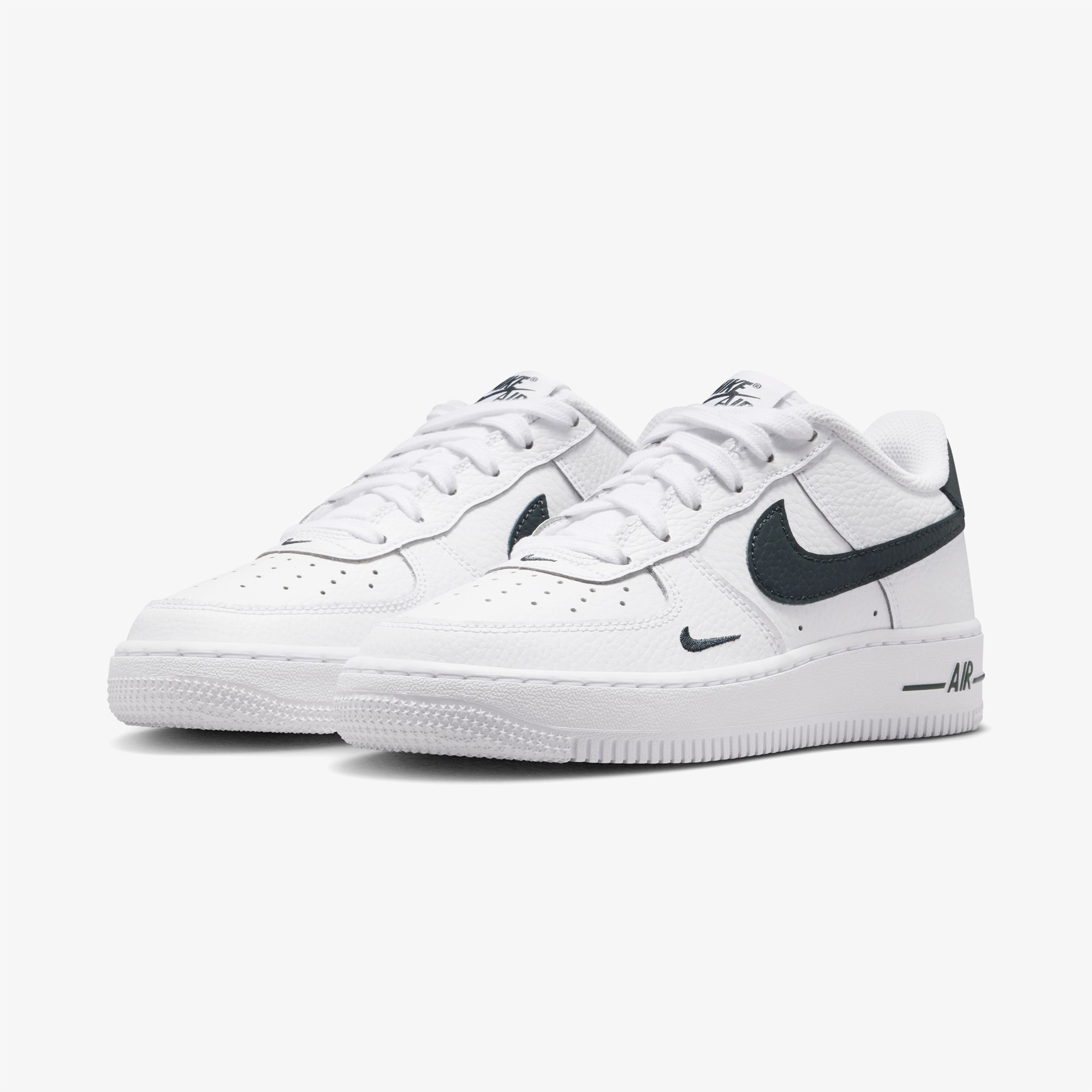 Nike Beyaz Nike Air Force 1