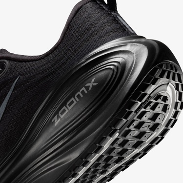  Nike Vomero Plus Kadın Siyah Koşu Ayakkabısı