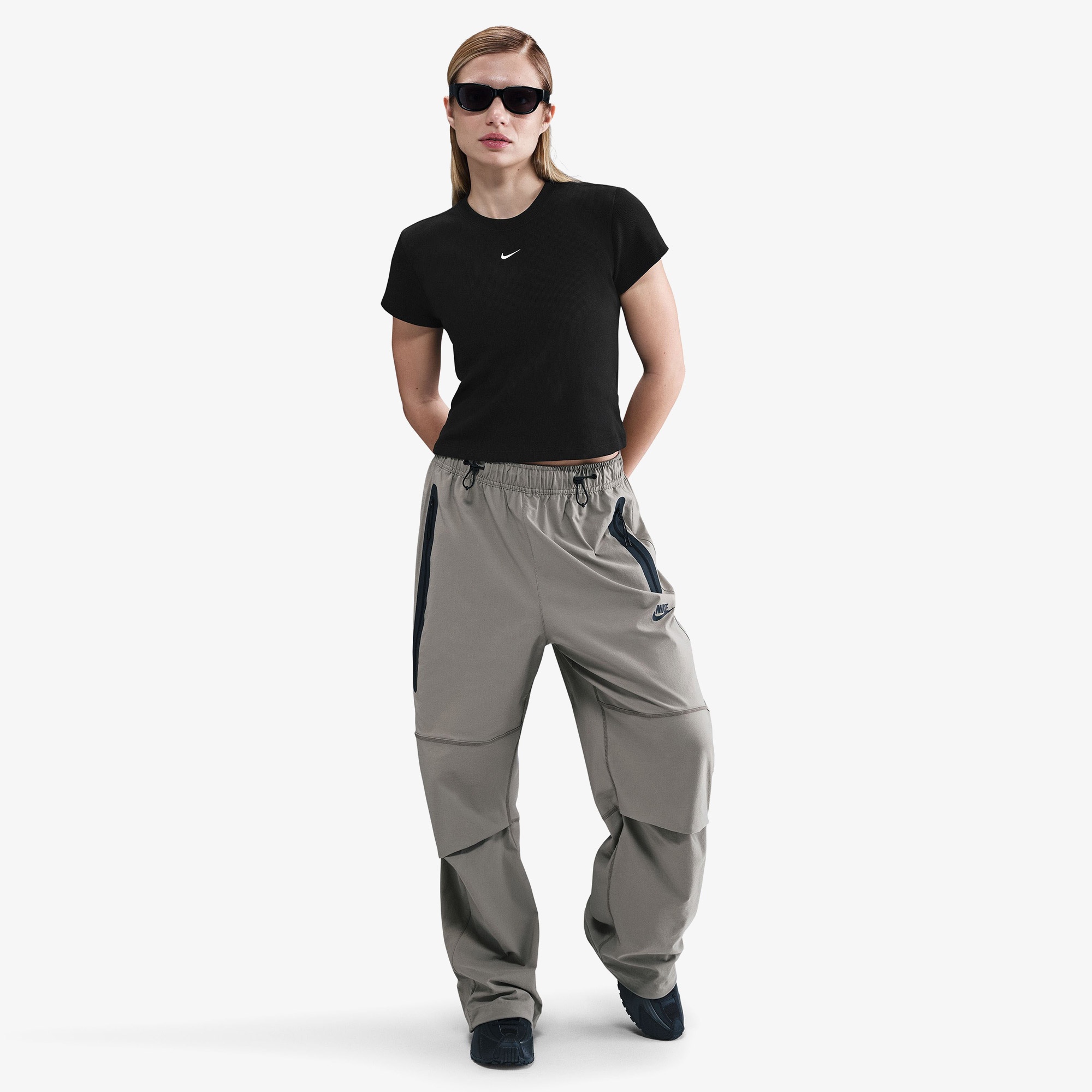 Nike Sportswear Ribbed Kadın Siyah T-Shirt