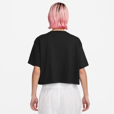  Nike Sportswear Club Kadın Siyah T-Shirt