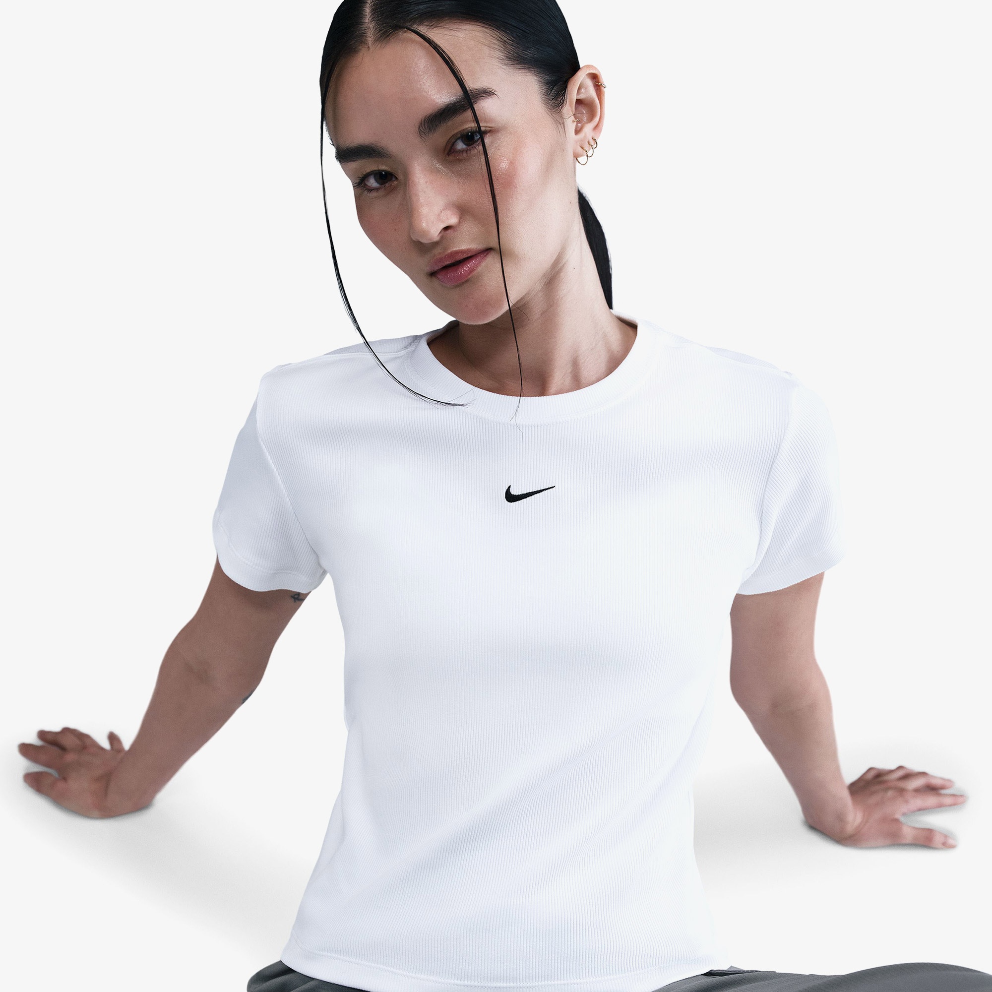 Nike Sportswear Ribbed Kadın Beyaz T-Shirt