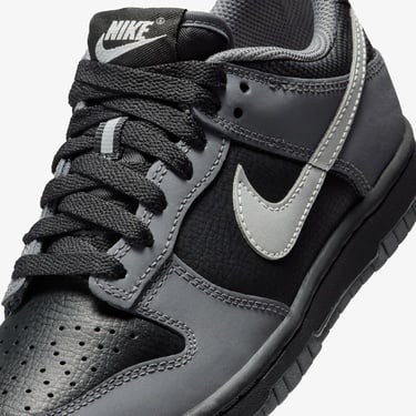  Nike Dunk Low Siyah Spor Ayakkabı