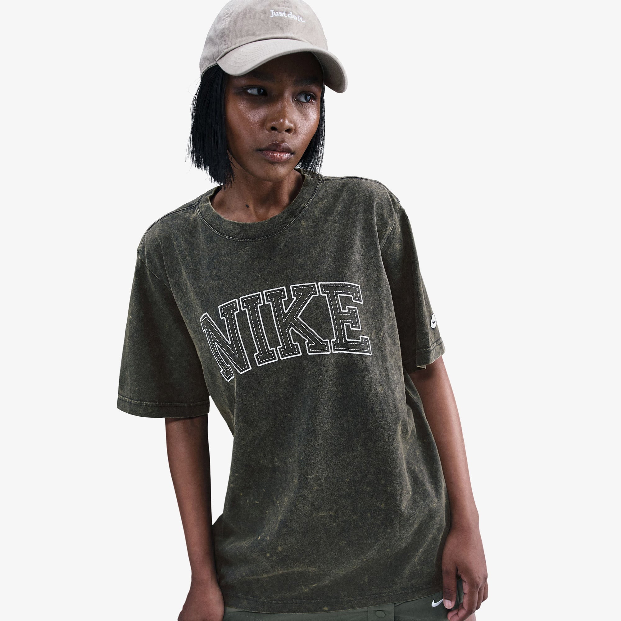 Nike Sportswear Classics Kadın Yeşil T-Shirt