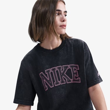  Nike Sportswear Classics Kadın Siyah T-Shirt