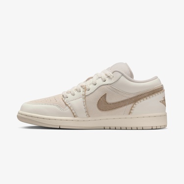  Jordan Air 1 Low SE Kadın Bej Spor Ayakkabı