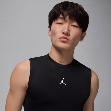  Jordan Dri-Fit Sport Erkek Siyah Kolsuz T-Shirt