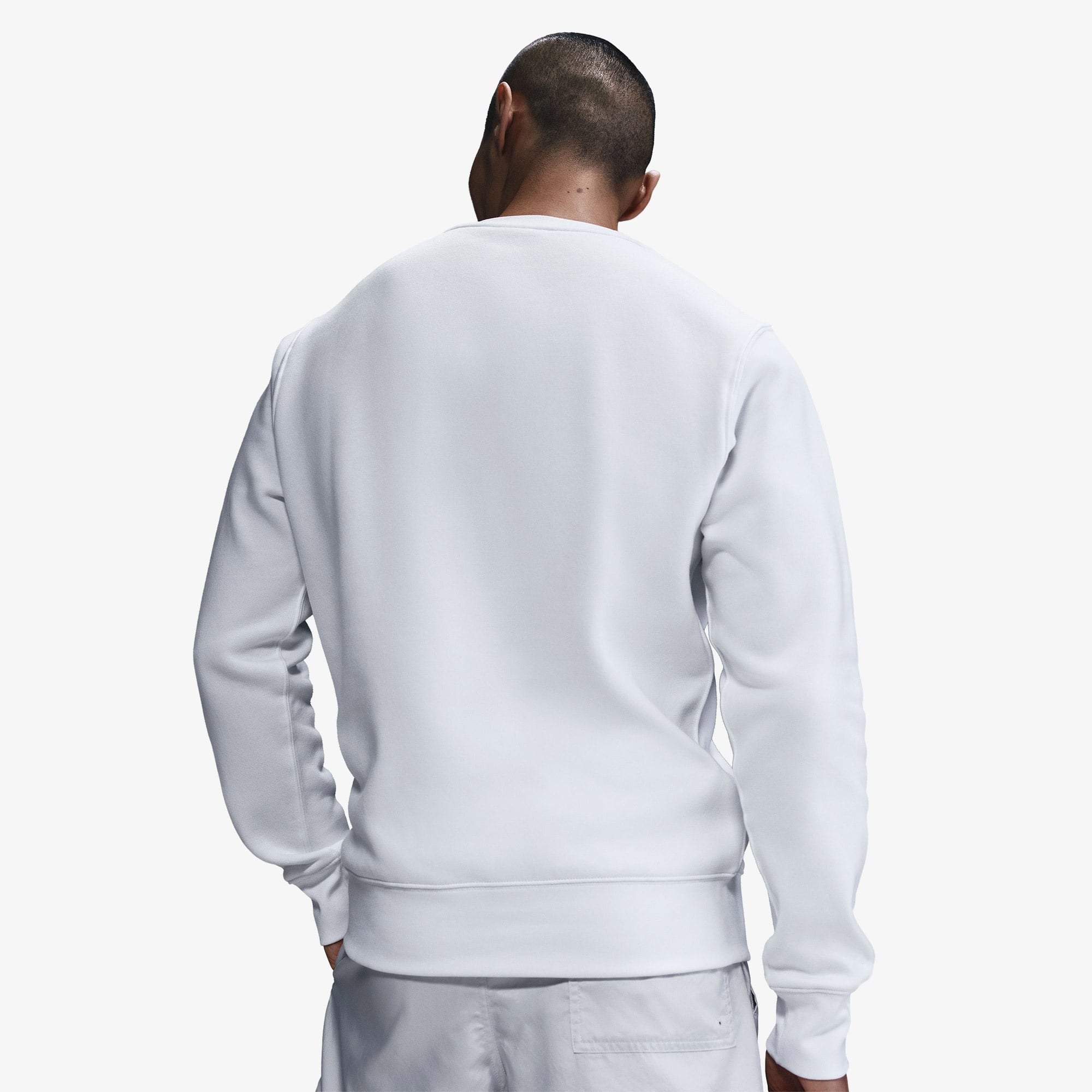 Nike Club Fleece Crew Erkek Beyaz Sweatshirt